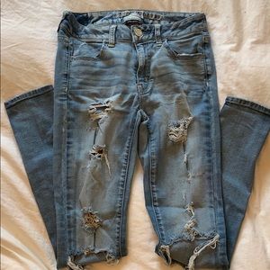 💗 Distressed Skinny Jeans
